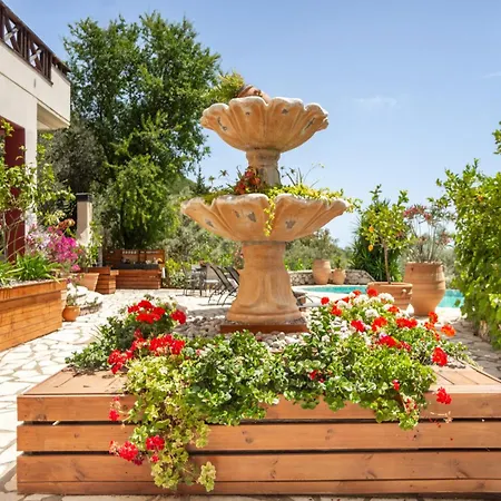 Arapaki Secret Garden, Ground Floor Deluxe Suite, Private Pool, Sauna, Sea View Pensionat Vournikas