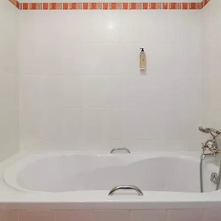 Arapaki Secret Garden Guest house *
