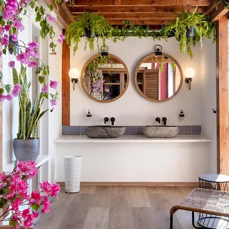 Guest house Arapaki Secret Garden *