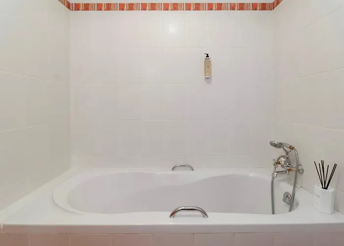 Arapaki Secret Garden, Ground Floor Deluxe Suite, Private Pool, Sauna, Sea View Pensionat 4*